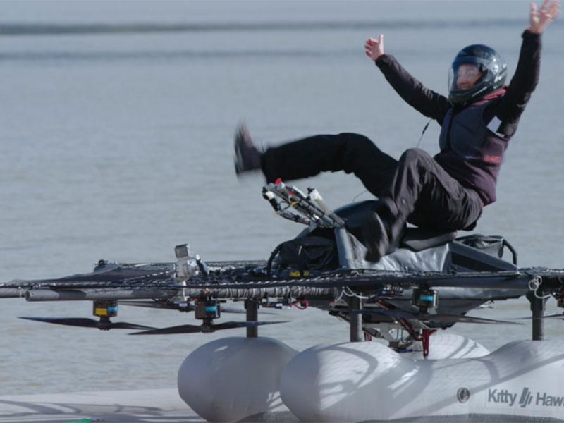 هكذا تعمل سيارة Flyer الطائرة من Kitty Hawk